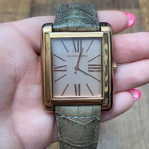Michael Kors Green Crocodile Embossed Leather and Rose Gold Wrist Watch